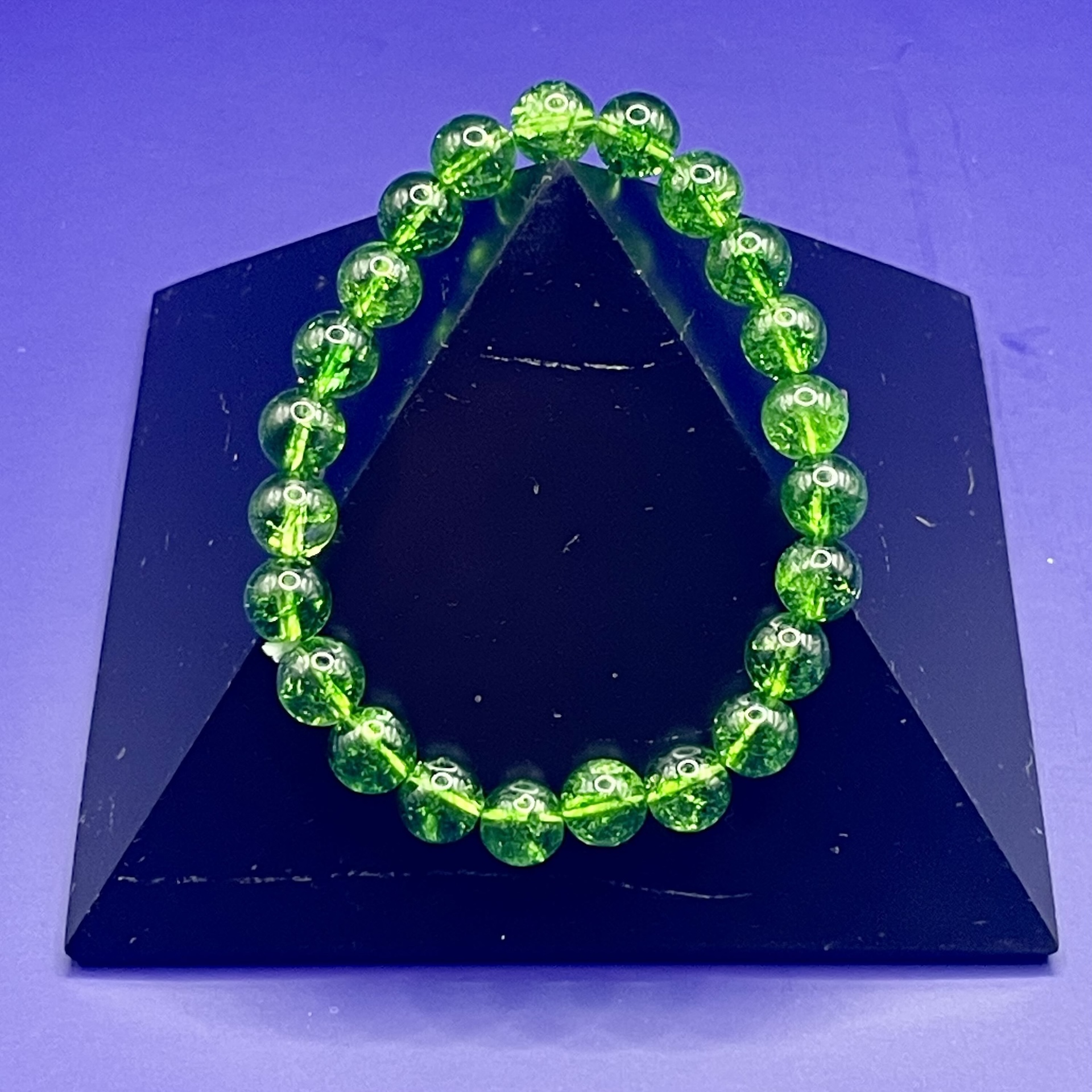 Peridot Taşlı Esnek Bileklik